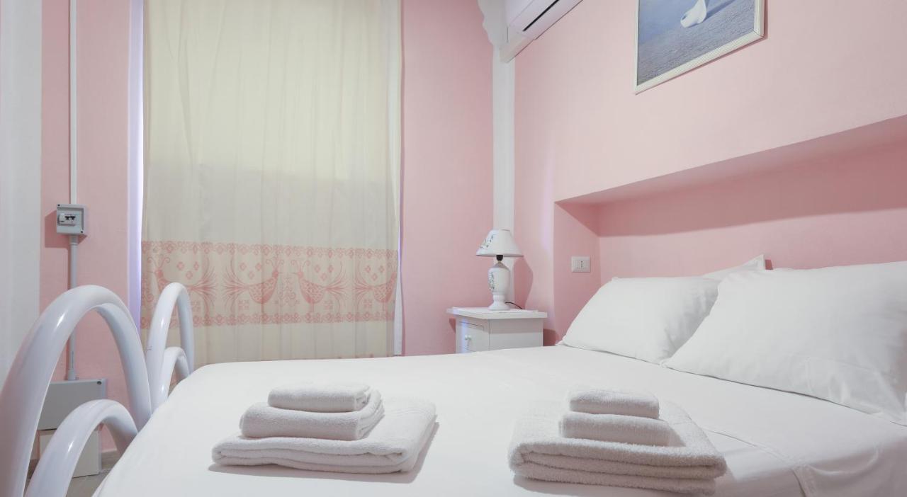 Welcomely - S'Apposentu Hotel Bosa Buitenkant foto
