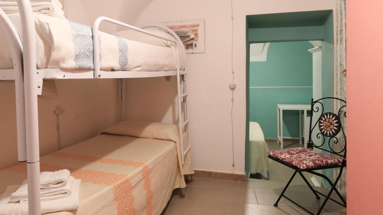 Welcomely - S'Apposentu Hotel Bosa Buitenkant foto