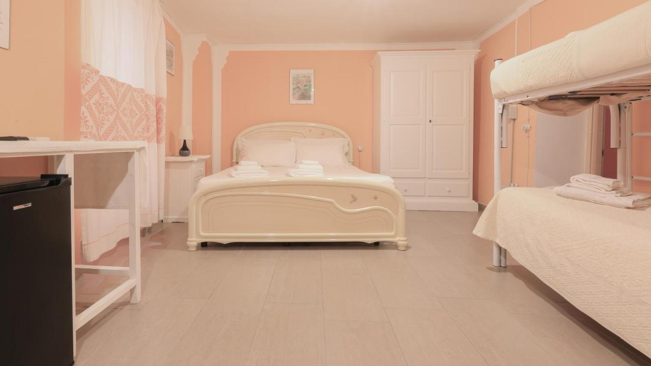 Welcomely - S'Apposentu Hotel Bosa Buitenkant foto